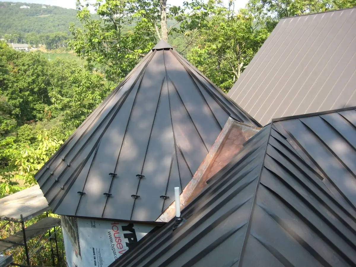Professional Roof Tarp Installation by Craftsman Roofing in Shalimar